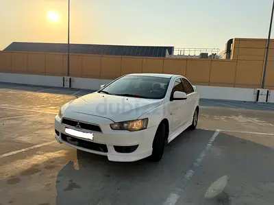 Mitsubishi Lancer 2010 full option
