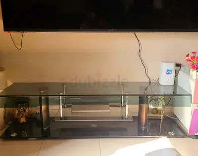 Modern Glass TV Stand / Entertainment Unit (3-tier)