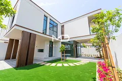 Vacant| Facing The Park| Type Square TH| 3BR+M