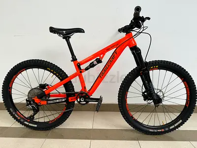 Trailcraft Maxwell 24 is a lightweight 24 inch full suspension mountain bike for kids.