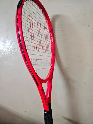 Tennis racquet