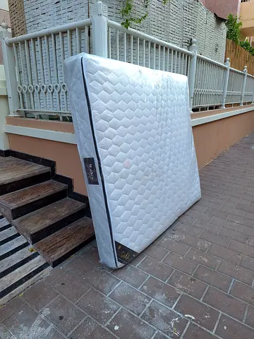Almost-new King Mattress (Firm) - Clean, Ready to Use