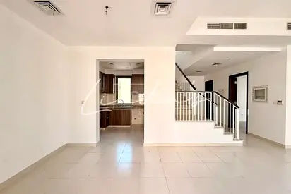 Spacious Layout | Close to DBS school |Vacant soon