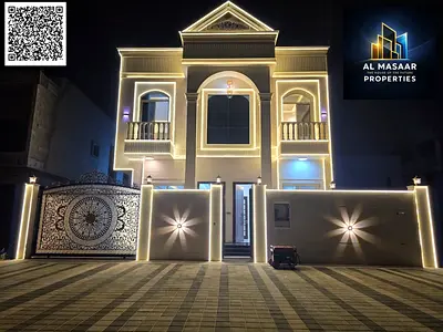 Classic design villa with 5 master bedrooms, excellent location on the main street, freehold ownership for all nationalities