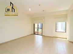 Unfurnished - Ready to move - Well kept apartment