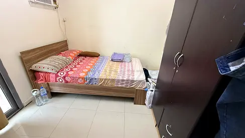 🏡 Room for Rent in Karama, Dubai 🌆