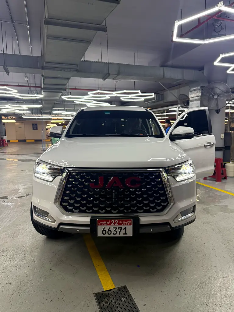 JAC T8 2026 — photo 1 of 10