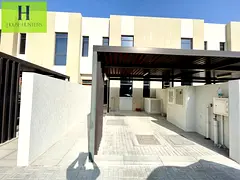Limited time Offer 2BR Townhouse in Modern Community Ready to Move