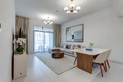 Fully Furnished l Stylish Unit l Great Amenities