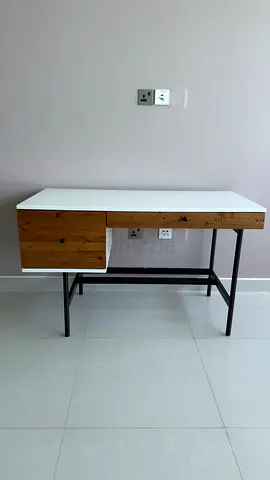 West elmn Reclaimed wood and lacquer desk
