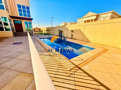 Spacious & Bright 4-BR With Pool Maid Room Ready TO Villa