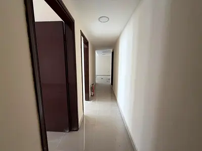 مساحات واسعه اطلاله مفتوحه صيانه مجانيه تكييف مركزي موقع مميز قريب لجميع الخدمات تجديد كامل حديث