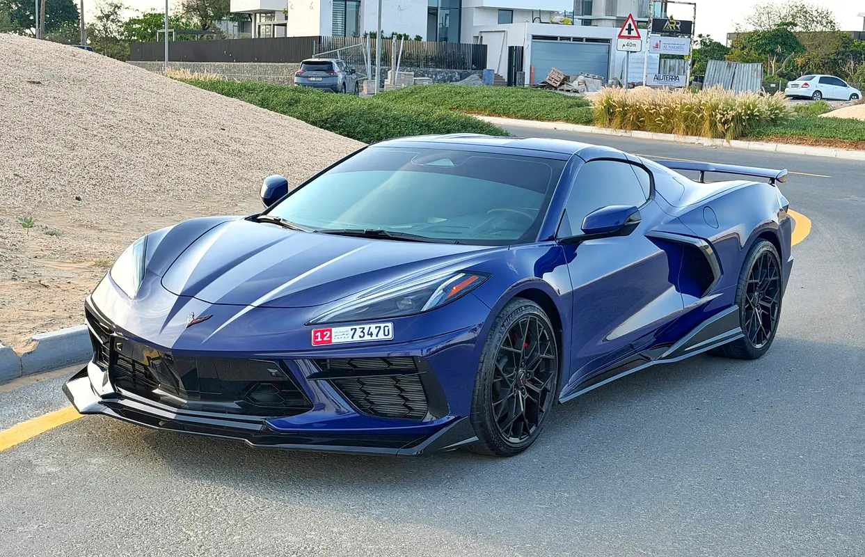 Chevrolet Corvette 2025 — photo 1 of 12