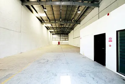 Well-Sized Warehouse | DIP | Easy Main Road Access
