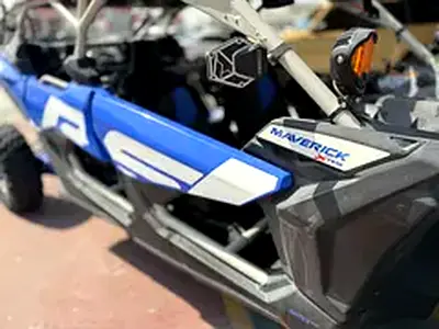 2022 CAN-AM MAVERICK X3 photo 3