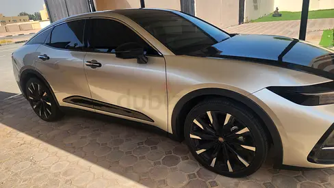 Toyota Crown – Well Maintained  Elegant Ride