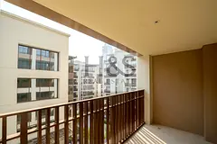 1 Bed Laundry Balcony - open to offer up to 6 cheques