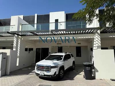 Genuine Resale - R2MB/XU-B layout - close to entry & exit - 3bed + Maid - Rented
