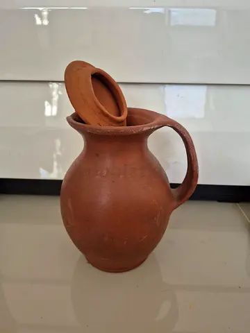 Earthen pot (Matka)