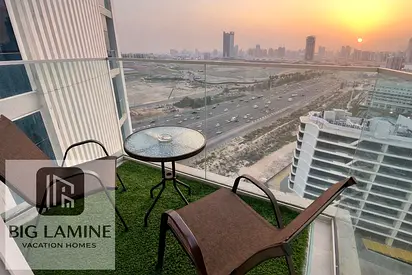 Luxury Sunset Studio | Balcony | No Commission