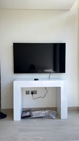 LG 55 QNED TV mounted - Very Good working condition