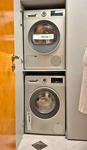 Bosch 9 kg washer separate 9kg dryer