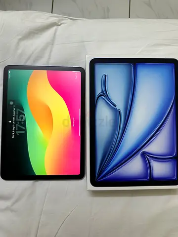iPad Air 11 inch M2 blue