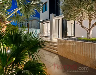 Modern Luxury Villa | Burj Al Arab View | Vacant