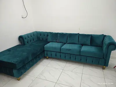 L-shaped teal velvet Chesterfield sectional sofa - left chaise