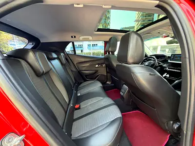 Peugeot 2008 GT Line, миниатюра 9