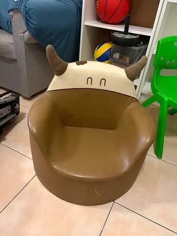 Baby floor seat / learning chair - supportive molded seat (brown)