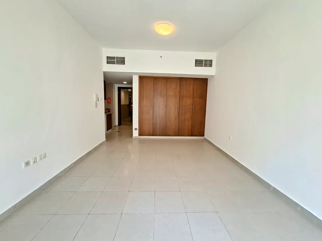 Bright & Spacious | Only For Family | Near To Spinnys |