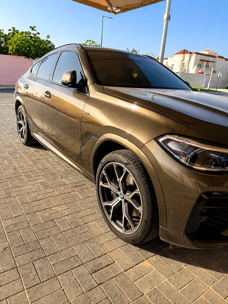 BMW X6 2023 — photo 1 of 5
