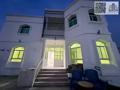 Premium Mixed-Use Villa (Residential/Commercial) – 2 Floors, 6 Spacious Bedrooms, Elegant Majlis &