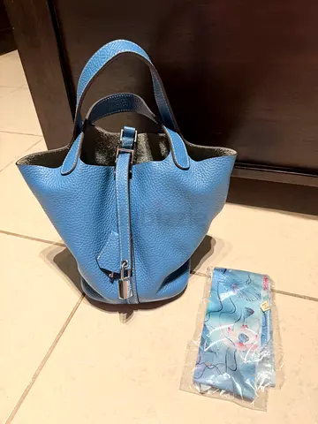 Picotin blue bag- like new