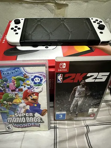 Nintendo Switch OLED with Mario Bros. Wonder and NBA 2K25 (Used) - White Joy-Cons