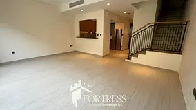 SPACIOUS 4BR TOWNHOUSE | WATERFRONT COMMUNITY | READ TO MOVE