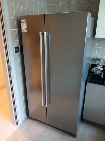 Siemens side by side refrigerator fridge freezer 90cm width 180cm height