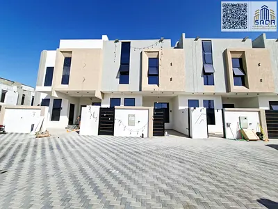 Real estate opportunity: Townhouse including registration and ownership fees, water and electricity connections, and freehold ownership for all nationalities.
