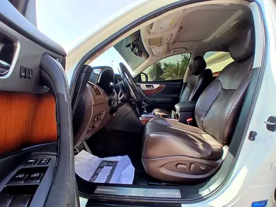 صورة 7 لـ 2015 Infiniti QX70