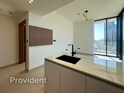 Spacious | Ready to Move In | High floor
