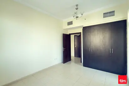 Vacant | Best Price | 2 BHK | Family Building