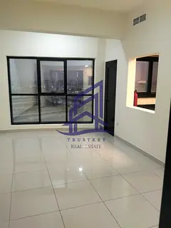 Waterfront Living | Flexible Cheques | Spacious 2BR