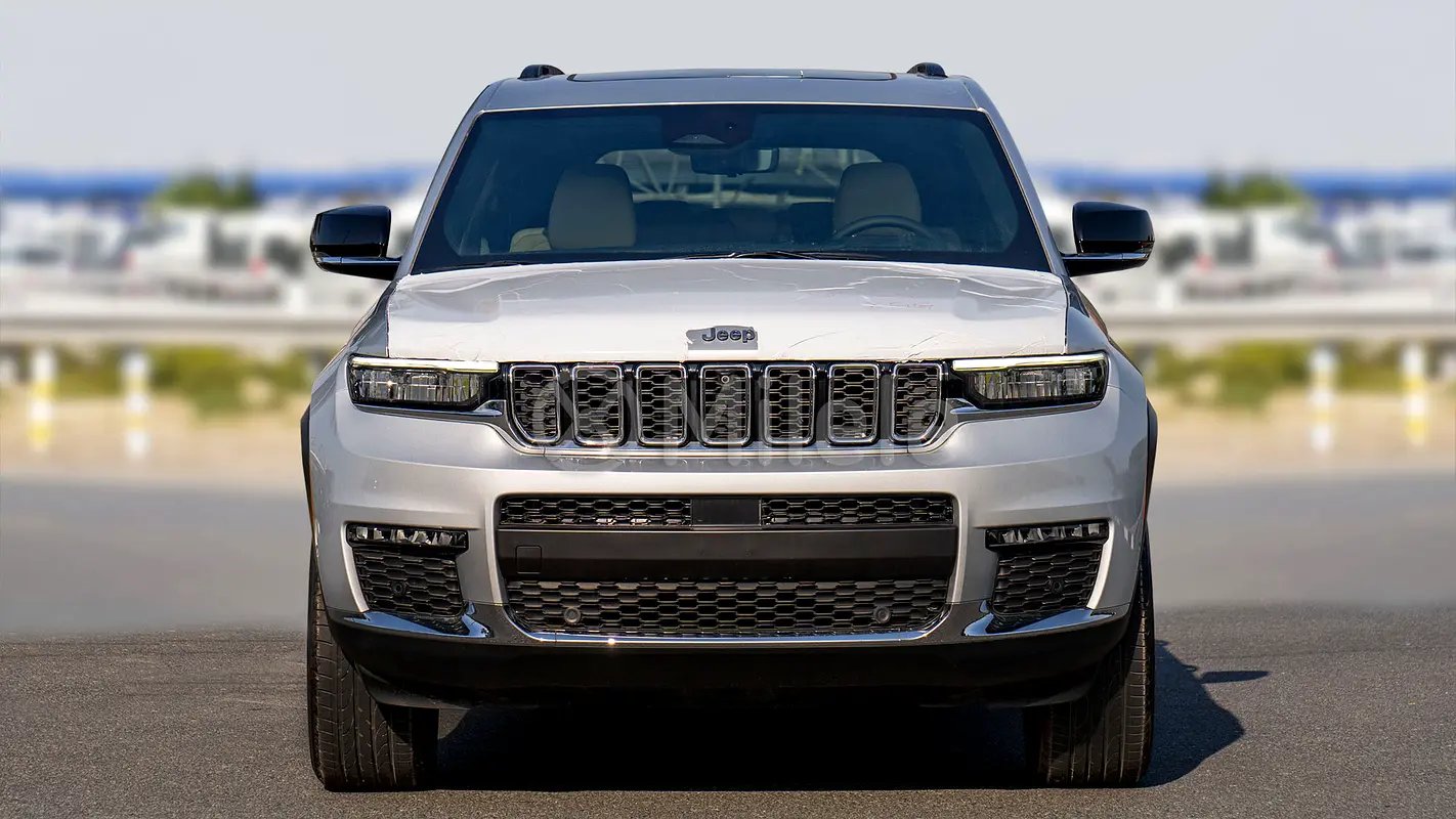 Jeep Grand Cherokee 2023 — photo 1 of 20