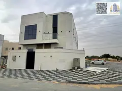 Townhouse villa for sale in Al-Haliyo, corner location on two streets, at an excellent price includi
