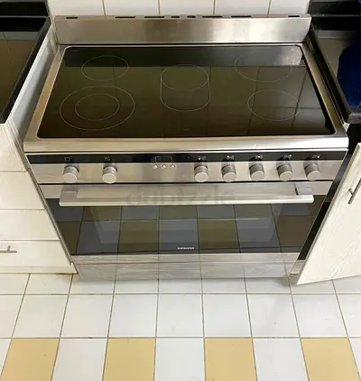 .Sale Siemens Oven Fan with Chicken Grill 5 Rings Full Electric Ceramic Cooker Range Size 90 cm