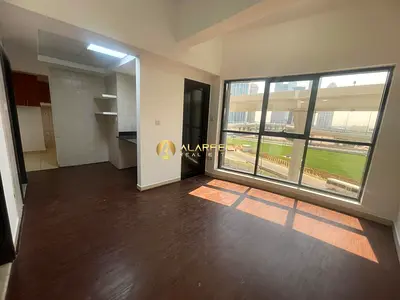 شقة بغرفة نوم واحدة | برج إسكان مارينا | إطلالات على المسبح والمدينة
