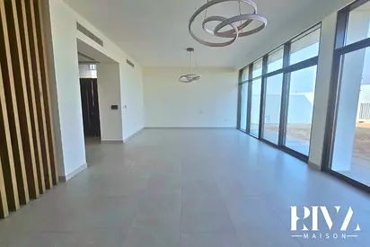 Vacant | Prime Location | Spacious Plot