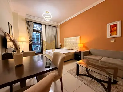 Large Furnished Studio | Walking Distance to City Center | Arjan