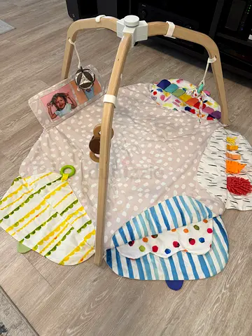 Lovevery play mat